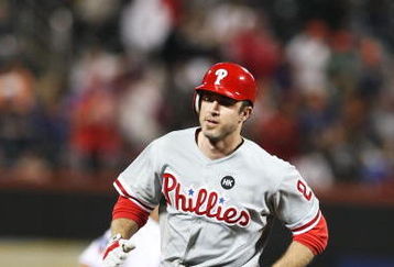 NEW YORK - JUNE 10:  Chase Utley #26 of the Philadelphia Phillies rounds the bases after hitting a home run against The New York Mets in the eleventh inning putting the Phillies ahead 5-4 during their game on June 10, 2009 at Citi Field in the Flushing neighborhood of the Queens borough of New York City.  (Photo by Al Bello/Getty Images)