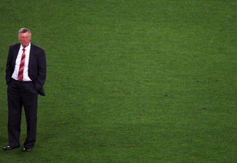 ROME - MAY 27:  Sir Alex Ferguson manager of Manchester United look dejected after Barcelona won the UEFA Champions League Final match between Manchester United and Barcelona at the Stadio Olimpico on May 27, 2009 in Rome, Italy. Barcelona won 2-0.  (Photo by Paul Gilham/Getty Images)