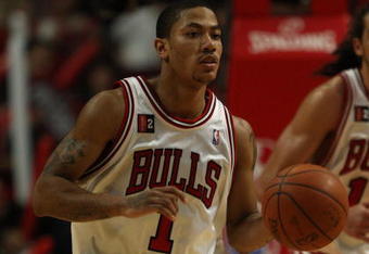 CHICAGO - APRIL 30: Derrick Rose #1 of the Chicago Bulls brings the ball upcourt against the Boston Celtics in Game Six of the Eastern Conference Quarterfinals during the 2009 NBA Playoffs at the United Center on April 30, 2009 in Chicago, Illinois. The Bulls defeated the Celtics 128-127 in triple-overtime. NOTE TO USER: User expressly acknowledges and agreees that, by downloading and/or using this Photograph, User is consenting to the terms and conditions of the Getty Images License Agreement. (Photo by Jonathan Daniel/Getty Images)
