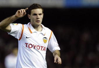 VALENCIA, SPAIN - MARCH 20:  Juan Mata of Valencia reacts during the Copa del Rey Semi Final 2nd leg match between Valencia and Barcelona at the Mestalla stadium on March 20, 2008 in Valencia, Spain. Valencia won 3-2.  (Photo by Manuel Queimadelos Alonso/Getty Images)