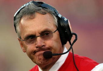 LOS ANGELES, CA - SEPTEMBER 13:  Head coach Jim Tressel of the Ohio State Buckeyes reacts in the second quarter against the USC Trojans during the college football game at the Los Angeles Memorial Coliseum on September 13, 2008 in Los Angeles, California.  (Photo by Stephen Dunn/Getty Images)