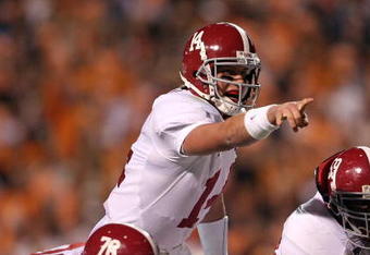 KNOXVILLE, TN - OCTOBER 25:  John Parker Wilson #14 of the Alabama Crimson Tide gives instructions to his team during the game against the Tennessee Volunteers at Neyland Stadium on October 25, 2008 in Knoxville, Tennessee.  (Photo by Andy Lyons/Getty Images)