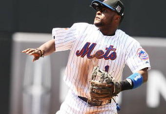 NEW YORK - MAY 31:  Luis Castillo #1 of the New York Mets in action against the Florida Marlins during their game on May 31, 2009 at Citi Field in the Flushing neighborhood of the Queens borough of New York City.  (Photo by Al Bello/Getty Images)