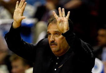 ORLANDO, FL - JUNE 11:  Head coach Stan Van Gundy of the Orlando Magic calls a play in overtime against the Los Angeles Lakers in Game Four of the 2009 NBA Finals on June 11, 2009 at Amway Arena in Orlando, Florida.  NOTE TO USER:  User expressly acknowledges and agrees that, by downloading and or using this photograph, User is consenting to the terms and conditions of the Getty Images License Agreement.  (Photo by Chris Graythen/Getty Images)