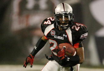 ORLANDO, FL - JANUARY 04:  Cornerback Greg Reid #24 of the black team returns a punt in the All America Under Armour Football Game at Florida Citrus Bowl on January 4, 2009 in Orlando, Florida.  (Photo by Doug Benc/Getty Images)