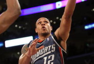 LOS ANGELES, CA - JANUARY 27:  Shannon Brown #12 of the Charlotte Bobcats goes up for a shot against the Los Angeles Lakers on January 27, 2009 at Staples Center in Los Angeles, California.  The Bobcats won 117-110 in double overtime.  NOTE TO USER: User expressly acknowledges and agrees that, by downloading and/or using this Photograph, user is consenting to the terms and conditions of the Getty Images License Agreement.  (Photo by Stephen Dunn/Getty Images)