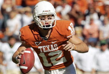 AUSTIN, TX - NOVEMBER 08:  Quarterback Colt McCoy #12 of the Texas Longhorns looks for a receiver against the Baylor Bears in the fourth quarter on November 8, 2008 at Darrell K Royal-Texas Memorial Stadium in Austin, Texas.  (Photo by Brian Bahr/Getty Images)