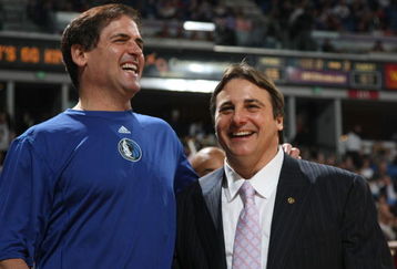 SACRAMENTO, CA - JANUARY 14:  Owner of the Dallas Mavericks Mark Cuban (L) laughs with owner of the Sacramento Kings Gavin Maloof during an NBA game at ARCO Arena January 14, 2008 in Sacramento, California. NOTE TO USER: User expressly acknowledges and agrees that, by downloading and/or using this Photograph, user is consenting to the terms and conditions of the Getty Images License Agreement.  (Photo by Jed Jacobsohn/Getty Images)