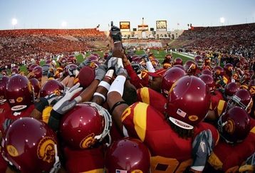 Usc_football_feature