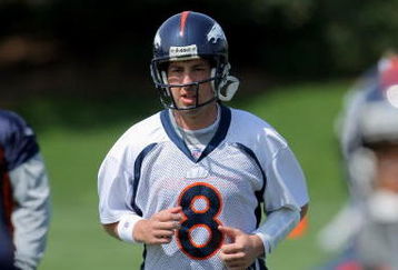 ENGLEWOOD, CO - MAY 03:  Quarterback Kyle Orton #8 particiaptes in practice during Denver Broncos Minicamp at the Broncos training facility on May 3, 2009 in Englewood, Colorado.  (Photo by Doug Pensinger/Getty Images)