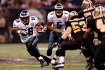 NEW ORLEANS - DECEMBER 23:  Brian Westbrook #36 of the Philadelphia Eagles runs past Mark Simoneau #53 of the New Orleans Saints on December 23, 2007 at the Louisiana Superdome in New Orleans, Louisiana.  (Photo by Chris Graythen/Getty Images)
