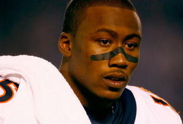 SAN DIEGO - DECEMBER 28:  Brandon Marshall #15 of the Denver Broncos before the NFL game against the San Diego Chargers at Qualcomm Stadium on December 28, 2008 in San Diego, California. The Chargers defeated the Broncos 52--21.  (Photo by Jeff Gross/Getty Images)