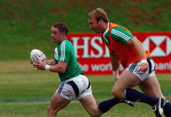 DURBAN, SOUTH AFRICA - JUNE 08:  Lions player Shane Williams outpaces Stephen Ferris during British and Irish Lions training at Northwood school on June 8, 2009 in Durban, South Africa.  (Photo by Stu Forster/Getty Images)