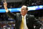 ANAHEIM, CA - MARCH 20:  Howland of the UCLA Bruins signals to the team during the West Region first round of the NCAA Basketball Tournament against the Mississippi Valley State Delta Devils Ben at the Honda Center on March 20, 2008 in Anaheim, California.  (Photo by Lisa Blumenfeld/Getty Images)