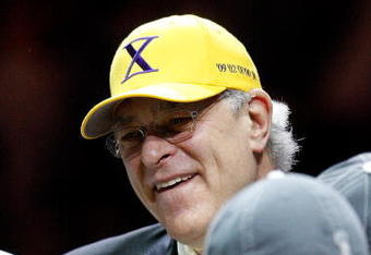 ORLANDO, FL - JUNE 14:  Head coach Phil Jackson of the Los Angeles Lakers holds up the Larry O'Brien trophy after the Lakers defeated the Orlando Magic 99-86 in Game Five of the 2009 NBA Finals on June 14, 2009 at Amway Arena in Orlando, Florida.  NOTE TO USER:  User expressly acknowledges and agrees that, by downloading and or using this photograph, User is consenting to the terms and conditions of the Getty Images License Agreement.  (Photo by Ronald Martinez/Getty Images)