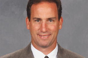 BUFFALO, NY - SEPTEMBER 15:  Scott Arniel of the Buffalo Sabres poses for a portrait on September 15, 2003 at the HSBC Arena in Buffalo, New York.  (Photo by: Getty Images)