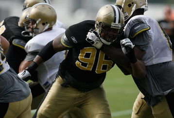 JACKSON, MS - JULY 31:  New Orleans Saints defensive tackle Antwan Lake #96 practices at Milsaps College during the Saint's training camp July 31, 2008 in Jackson, Mississippi.  (Photo by Sean Gardner/Getty Images)