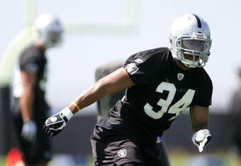 ALAMEDA, CA - MAY 08:  Mike Mitchell #34 of the Oakland Raiders runs drills during the Raiders minicamp at the team's permanent training facility on May 8, 2009 in Alameda, California.  (Photo by Ezra Shaw/Getty Images)