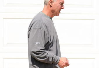 GREEN BAY, WI - AUGUST 05: General Manager Ted Thompson of the Green Bay Packers leaves the home of Brett Favre on August 5, 2008 in Green Bay, Wisconsin. (Photo by Jonathan Daniel/Getty Images)