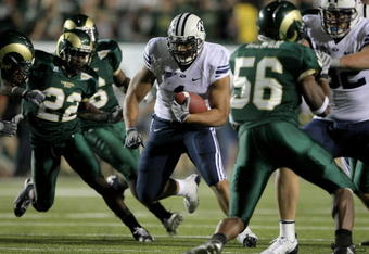 FORT COLLINS, CO - NOVEMBER 01:  Fui Vakapuna #1 of the Brigham Young Cougars rushes against the Colorado State Rams at Sonny Lubick Field at Hughes Stadium on November 1, 2008 in Fort Collins, Colorado. BYU defeated CSU 45-42.  (Photo by Doug Pensinger/Getty Images)
