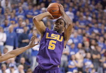 LEXINGTON, KY - FEBRUARY 28:  Marcus Thornton #5 of the LSU Tigers makes a jumpshot during the SEC game against the Kentucky Wildcats at Rupp Arena on February 28, 2009 in Lexington, Kentucky.  (Photo by Andy Lyons/Getty Images)