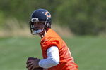 LAKE FOREST, IL - MAY 20: Jay Cutler #6 of the Chicago Bears participates during an organized team activity (OTA) practice on May 20, 2009 at Halas Hall in Lake Forest, Illinois. (Photo by Jonathan Daniel/Getty Images)