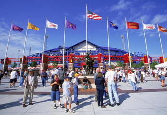 15 Jun 2000: A general view of the exterior taken during the College World Series at the Resenblatt Stadium in Omaha, Nebraska. Mandatory Credit: Andy Lyons  /Allsport