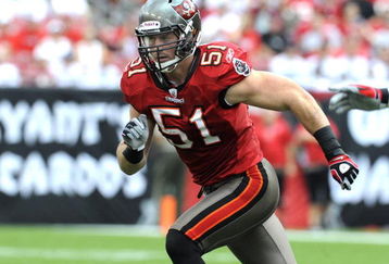 TAMPA, FL - NOVEMBER 30: Linebacker Barrett Ruud #51 of the Tampa Bay Buccaneers sets on defense against the New Orleans Saints at Raymond James Stadium on November 30, 2008 in Tampa, Florida.  (Photo by Al Messerschmidt/Getty Images) 