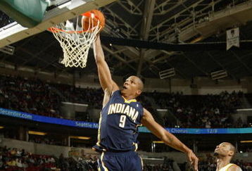 SEATTLE - DECEMBER 1: Maceo Baston #9 of the Indiana Pacers shoots against Earl Watson #25 and Rashard Lewis #7 of the Seattle SuperSonics on December 1, 2006 at Key Arena in Seattle, Washington. NOTE TO USER: User expressly acknowledges and agrees that, by downloading and/or using this Photograph, user is consenting to the terms and conditions of the Getty Images License Agreement. (Photo by Otto Greule Jr/Getty Images) 
