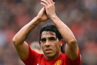 MANCHESTER, ENGLAND - MAY 16: Carlos Tevez of Manchester United applauds the fans as he is substituted during the Barclays Premier League match between Manchester United and Arsenal at Old Trafford on May 16, 2009 in Manchester, England. (Photo by Alex Livesey/Getty Images)