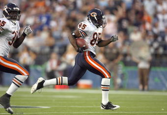 SEATTLE - AUGUST 16:  Earl Bennett #85 of the Chicago Bears carries the ball during the game against the Seattle Seahawks at Qwest Field on August 16, 2008 in Seattle, Washington. The Seahawks defeated the Bears 29-26. (Photo by Otto Greule Jr/Getty Images)
