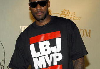 NEW YORK - JUNE 16:  NBA basketball player, Lebron James visits the hand and foot spa at Carol's Daughter on June 16, 2009 in New York City.  (Photo by Joe Corrigan/Getty Images)