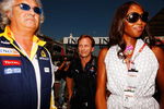 ISTANBUL, TURKEY - JUNE 07:  (L-R) Renault Team Principal Flavio Briatore, Red Bull Racing Team Principal Christian Horner and supermodel Naomi Campbell are seen on the grid before the Turkish Formula One Grand Prix at Istanbul Park on June 7, 2009, in Istanbul, Turkey.  (Photo by Mark Thompson/Getty Images)
