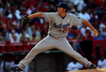ANAHEIM, CA - JUNE 21:  Pitcher Clayton Kershaw #22 of the Los Angeles Dodgers throws a pitch against the Los Angeles Angels of Anaheim on June 21, 2009 at Angel Stadium in Anaheim, California.  (Photo by Stephen Dunn/Getty Images)