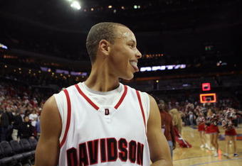 CHARLOTTE, NC - DECEMBER 6:  Stephen Curry #30 of the Davidson Wildcats smiles during the game against the North Carolina State Wolfpack at Time Warner Cable Arena on December 6, 2008 in Charlotte, North Carolina. (Photo by Streeter Lecka/Getty Images)