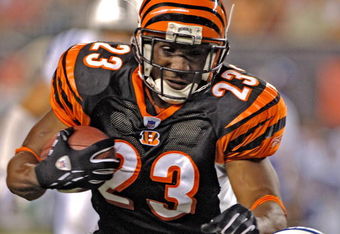 Cincinnati Bengals running back Chris Perry rushes for a gain versus the Indianapolis Colts in a preseason game, Sept. 2, 2005 in Cincinnati, Ohio. The Bengals defeated the Colts 38-0.  (Photo by Al Messerschmidt/Getty Images)