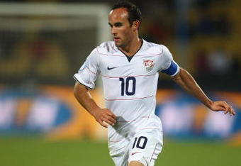 RUSTENBURG, SOUTH AFRICA - JUNE 21:  Landon Donovan of USA runs with the ball during the FIFA Confederations Cup match between Egypt and USA at Royal Bafokeng Stadium on June 21, 2009 in Rustenburg, South Africa.  (Photo by Jamie McDonald/Getty Images)