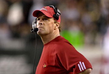 TAMPA, FL - NOVEMBER 17: Coach Steve Kragthorpe of the Louisville Cardinals directs play against the University of South Florida Bulls at Raymond James Stadium on November 17, 2007 in Tampa, Florida. South Florida won 55-17.  (Photo by Al Messerschmidt/Getty Images)