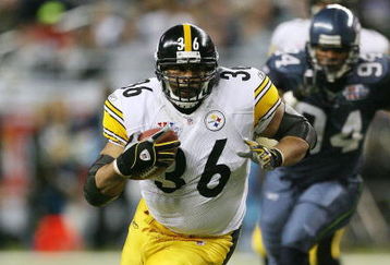 DETROIT - FEBRUARY 05:  Runningback Jerome Bettis #36 of the Pittsburgh Steelers carries the football against the Seattle Seahawks during the second quarter in Super Bowl XL at Ford Field on February 5, 2006 in Detroit, Michigan.  (Photo by Harry How/Getty Images)