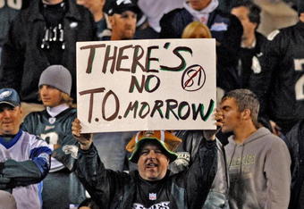 Philadelphia Eagles fans display signs about  the suspension of wide receiver Terrell Owens during play  against the Dallas Cowboys November 14, 2005 at Lincoln Financial Field in Philadelphia.  The Cowboys defeated the Eagles 21 - 20.  (Photo by Al Messerschmidt/Getty Images)