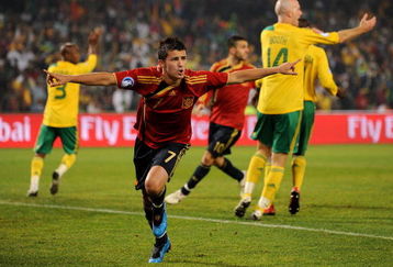 BLOEMFONTEIN, SOUTH AFRICA - JUNE 20:  David Villa of Spain celebrates scoring his sides opening goal during the FIFA Confederations Cup match between Spain and South Africa at Free State Stadium on June 20, 2009 in Bloemfontein, South Africa.  (Photo by Jasper Juinen/Getty Images)