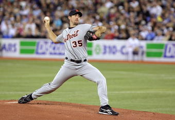 TORONTO - APRIL 6:  Justin Verlander #35 of the Detroit Tigers delivers the pitch during the Opening Day game against the Toronto Blue Jays at the Rogers Centre April 6, 2009 in Toronto, Ontario. (Photo by: Dave Sandford/Getty Images)