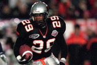 26 Nov 2000:  Robert Drummond #29 of the British Columbia Lions runs with the ball during the Grey Cup 2000 game against the Montreal Alouettes at the McMahon Stadium in Calgary, Alberta, Canada. The Lions defeated the Alouettes 28-26.Mandatory Credit: Craig Klem  /Allsport