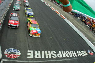 LOUDON, NH - SEPTEMBER 14:  Kyle Busch, driver of the #18 M&M's Toyota, leads the field to start during the NASCAR Sprint Cup Series Sylvania 300 at New Hampshire Motor Speedway on September 14, 2008 in Loudon, New Hampshire.  (Photo by Chris Trotman/Getty Images for NASCAR)