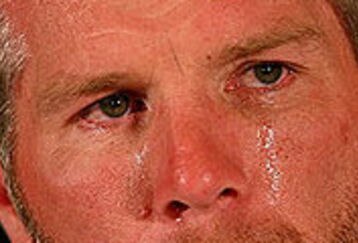 Favre_20crying_feature