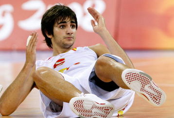 BEIJING - AUGUST 20:  Ricard Rubio #6 of Spain falls during play in the men's basketball quarterfinal game against Croatia at the Olympic Basketball Gymnasium during Day 12 of the Beijing 2008 Olympic Games on August 20, 2008 in Beijing, China.  (Photo by Streeter Lecka/Getty Images)