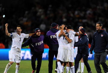 BLOEMFONTEIN, SOUTH AFRICA - JUNE 24:  USA players celebrate victorious at the end of their FIFA Confederations Cup Semi Final match against Spain at Free State Stadium on June 24, 2009 in Bloemfontein, South Africa. USA won the match 2-0.  (Photo by Jasper Juinen/Getty Images)