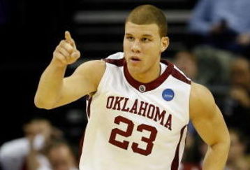 MEMPHIS, TN - MARCH 27:  Blake Griffin #23 of the Oklahoma Sooners points in the second half against the Syracuse Orange during the NCAA Men's Basketball Tournament South Regionals at the FedExForum on March 27, 2009 in Memphis, Tennessee.  (Photo by Joe Murphy/Getty Images)