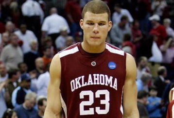 MEMPHIS, TN - MARCH 29:  Blake Griffin #23 of the Oklahoma Sooners walks off the court after losing to the North Carolina Tar Heels during the NCAA Men's Basketball Tournament South Regional Final at the FedExForum on March 29, 2009 in Memphis, Tennessee. The Tar Heels defeated the Sooners 72-60 to advance to the Final Four.  (Photo by Joe Murphy/Getty Images)