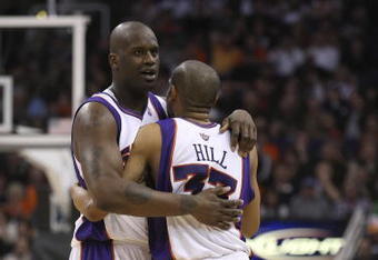 PHOENIX - FEBRUARY 22:   (L-R)Shaquille O'Neal #32 and Grant Hill #33 of the Phoenix Suns celebrate during the game against the Boston Celtics at US Airways Center on February 22, 2008 in Phoenix, Arizona.  NOTE TO USER: User expressly acknowledges and agrees that, by downloading and or using this Photograph, user is consenting to the terms and conditions of the Getty Images License Agreement.  (Photo by Lisa Blumenfeld/Getty Images)